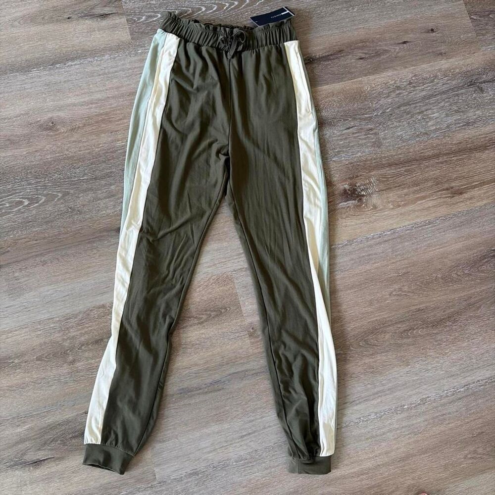 Fashion-nova Women's Green and Khaki Joggers-tracksuits
